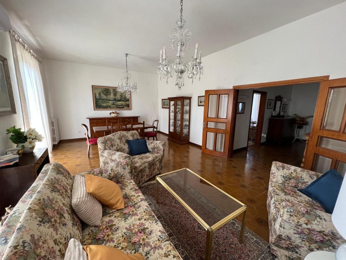 Casa Vanni Vada Luaran gambar
